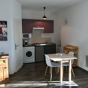 Dans Le Village Appartement
